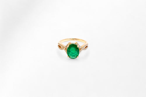 Regal Emerald Enlace